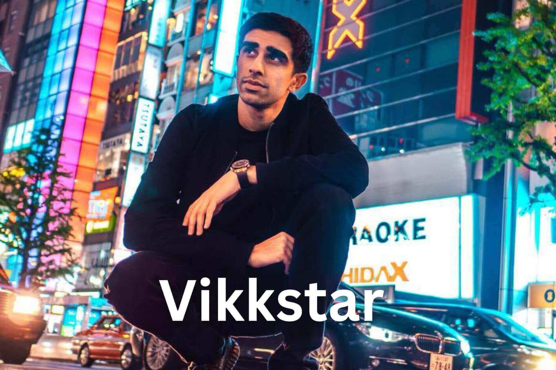 Vikkstar Net Worth, Girlfriend, Fiance, Height, Engaged, Twitter, Age